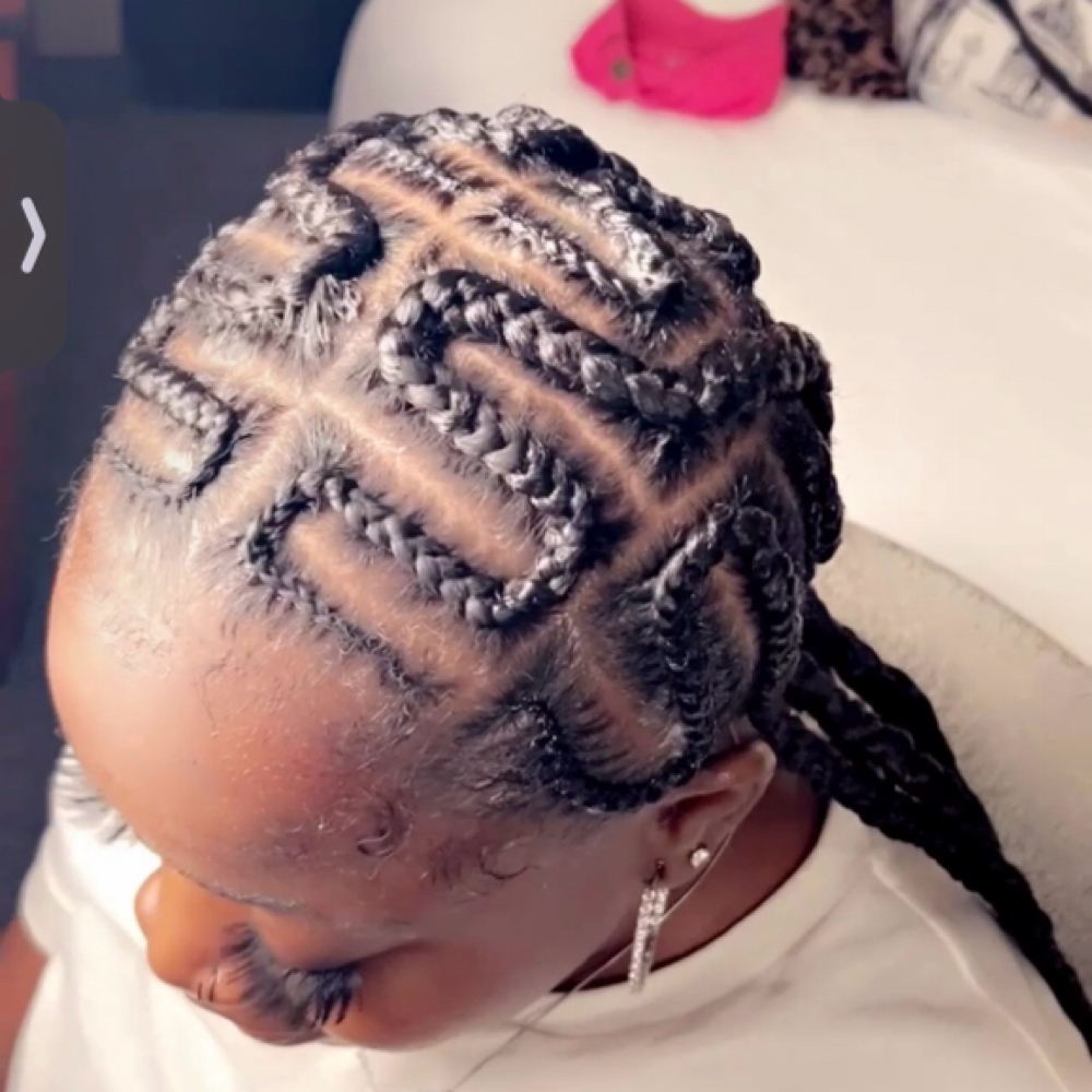Cornrows Zigzag style at Afrokreyol braiding salon in Plantation, FL