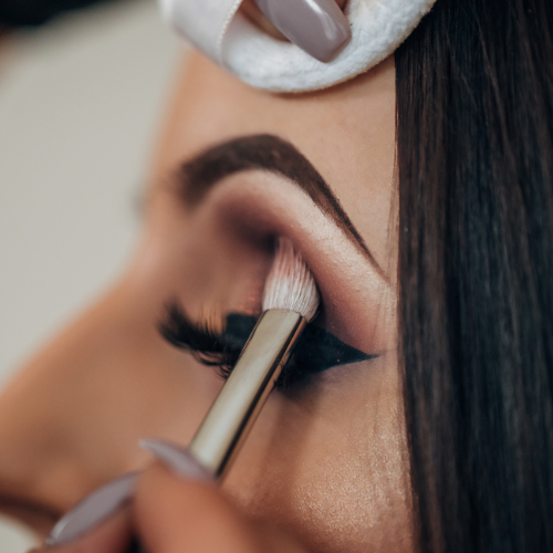 Full Glam With Lashes