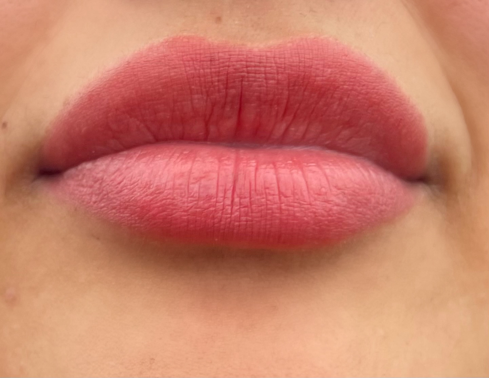 Lip Blush Revitalize (1 Session)