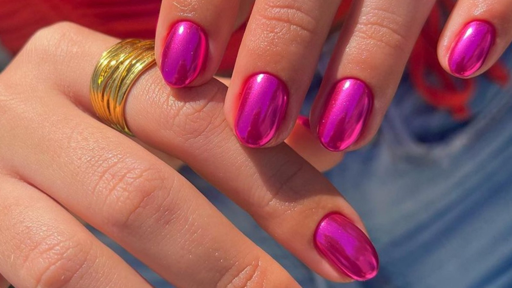 Chrome Nail Art