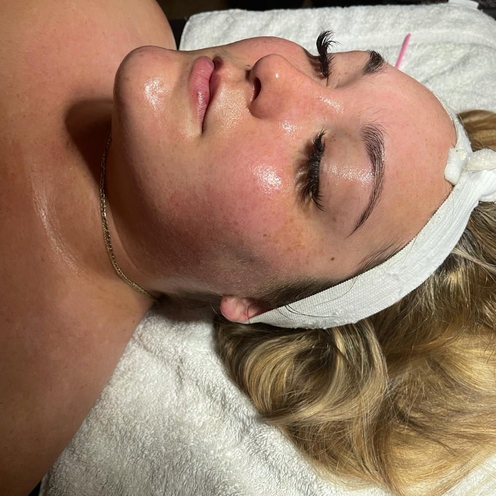Anti -Aging Facial