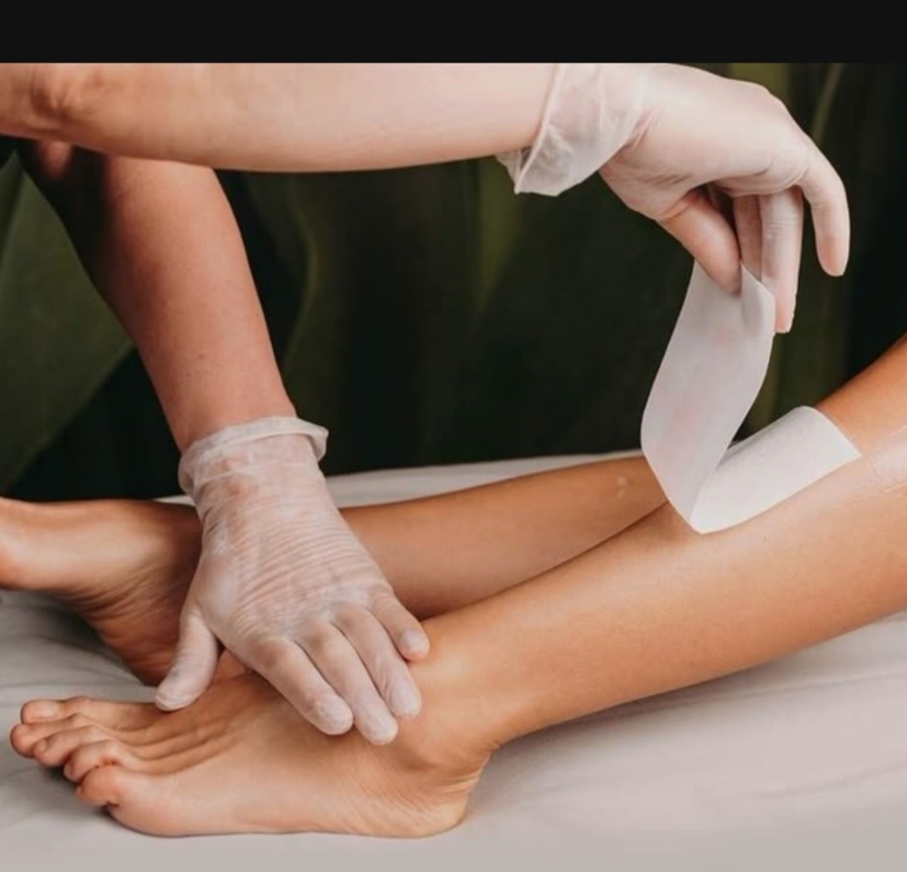 Partial Leg Waxing