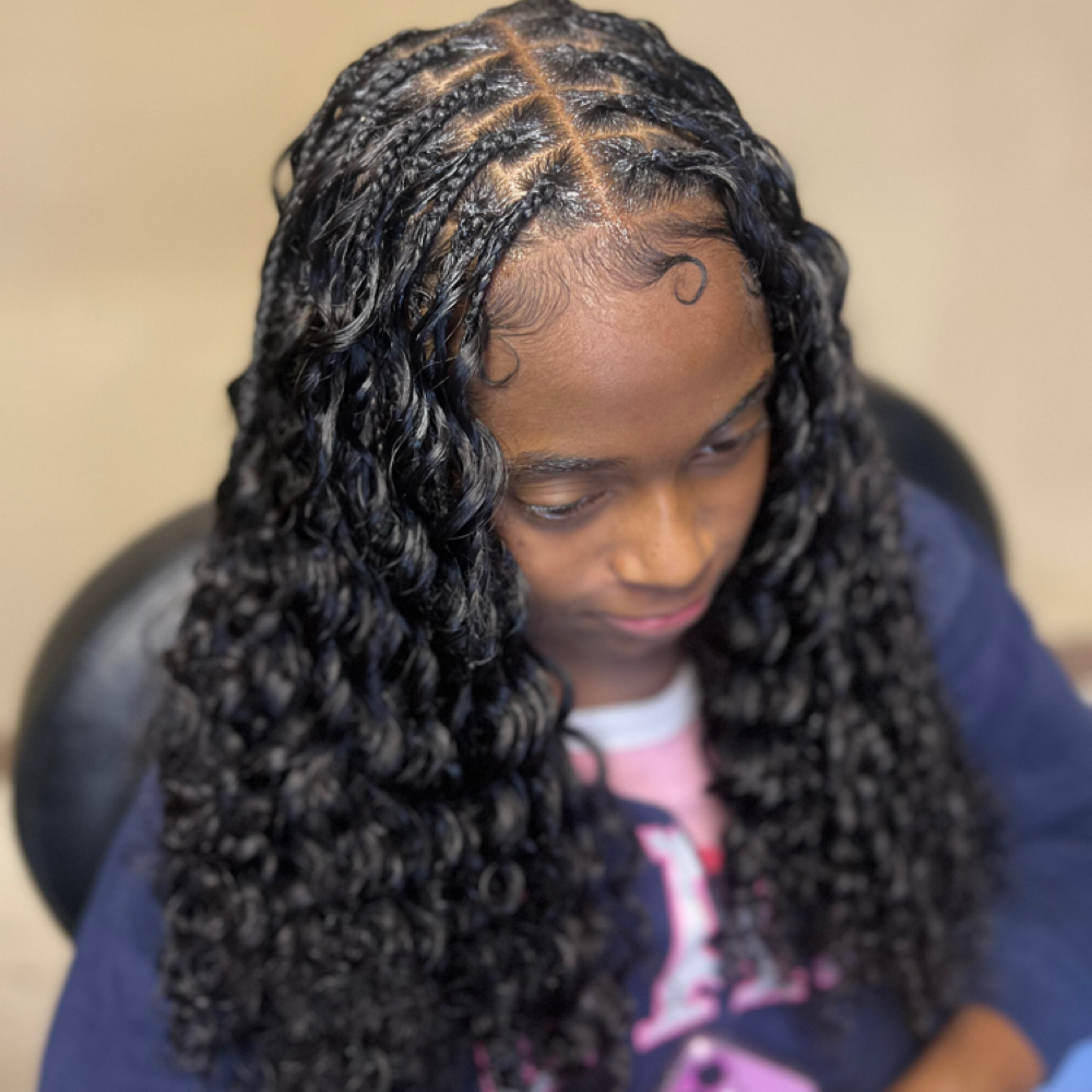 Miracle Knots at Braids By RaNesha in Olive Branch, MS