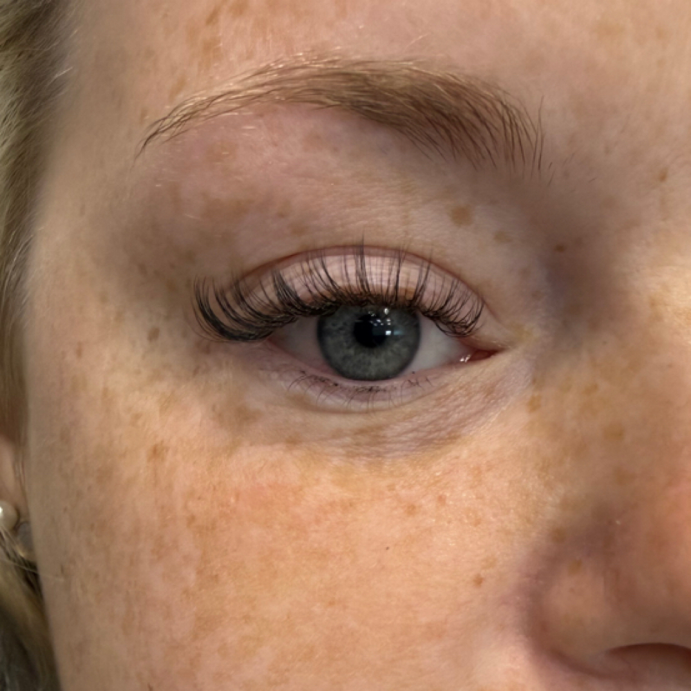Classic Lash Extensions at The Beauty Bar by Anna in Florence, AL