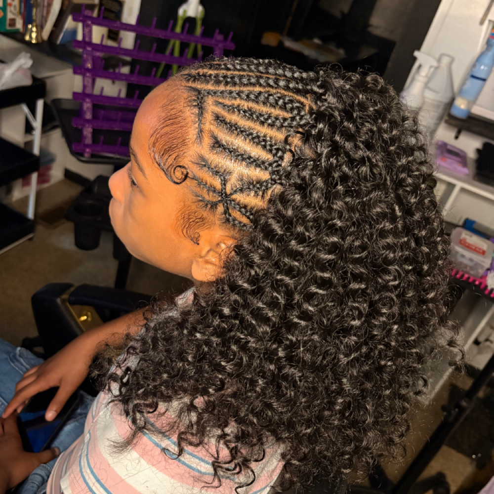 Top Feedins W/ Crochet at Bonitaa Beauty Co. in Syracuse, NY