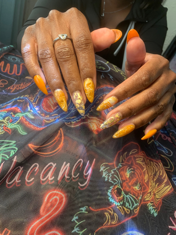 Swirl Design Per Finger