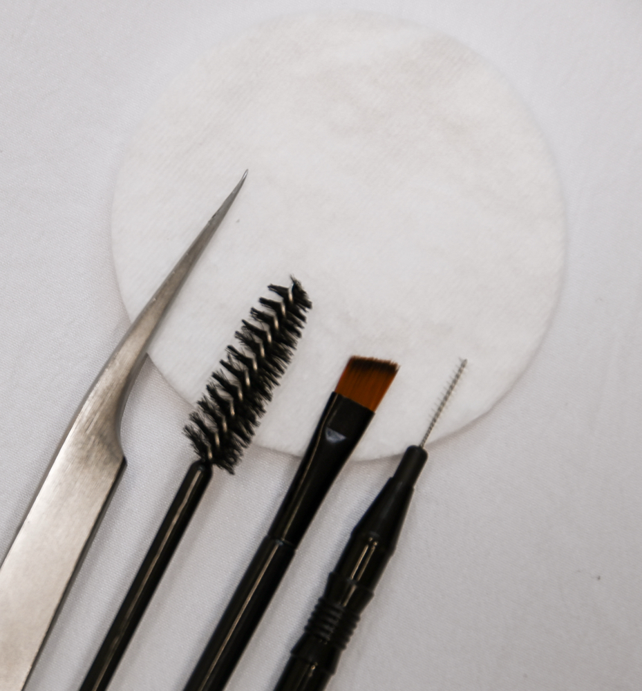 BROW TINT