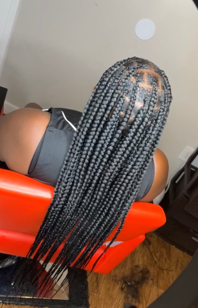 Large Knotless (Butt Length)
