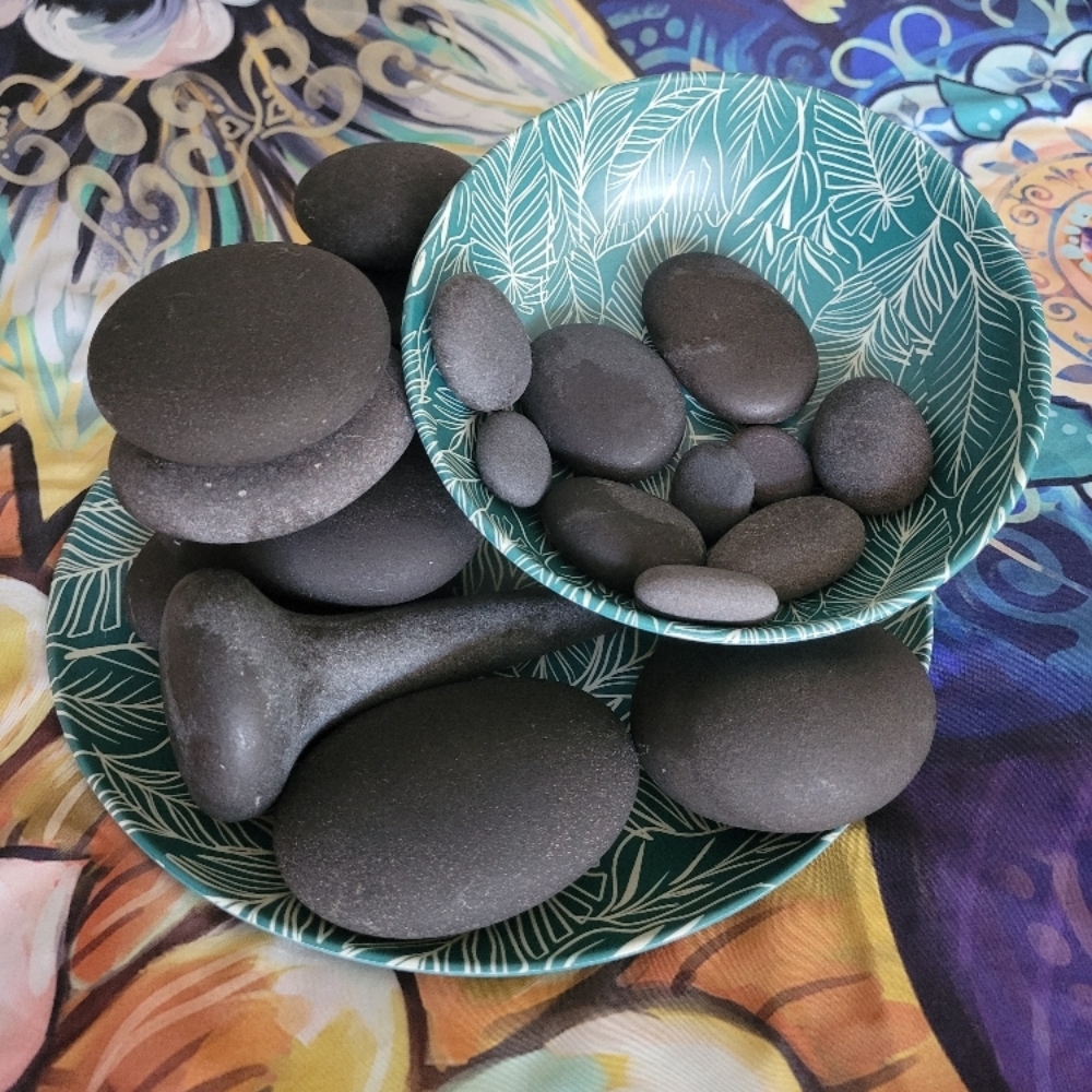 Hot Stone Therapy at ENLightEN beauty and wellness in Reidsville, NC