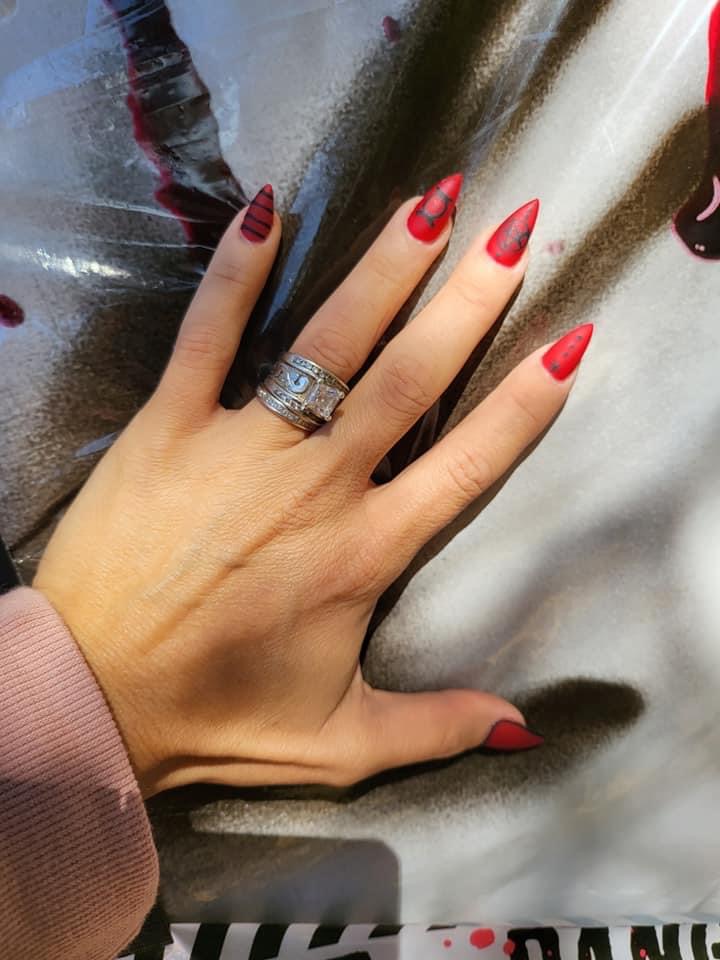 Shellac Manicure
