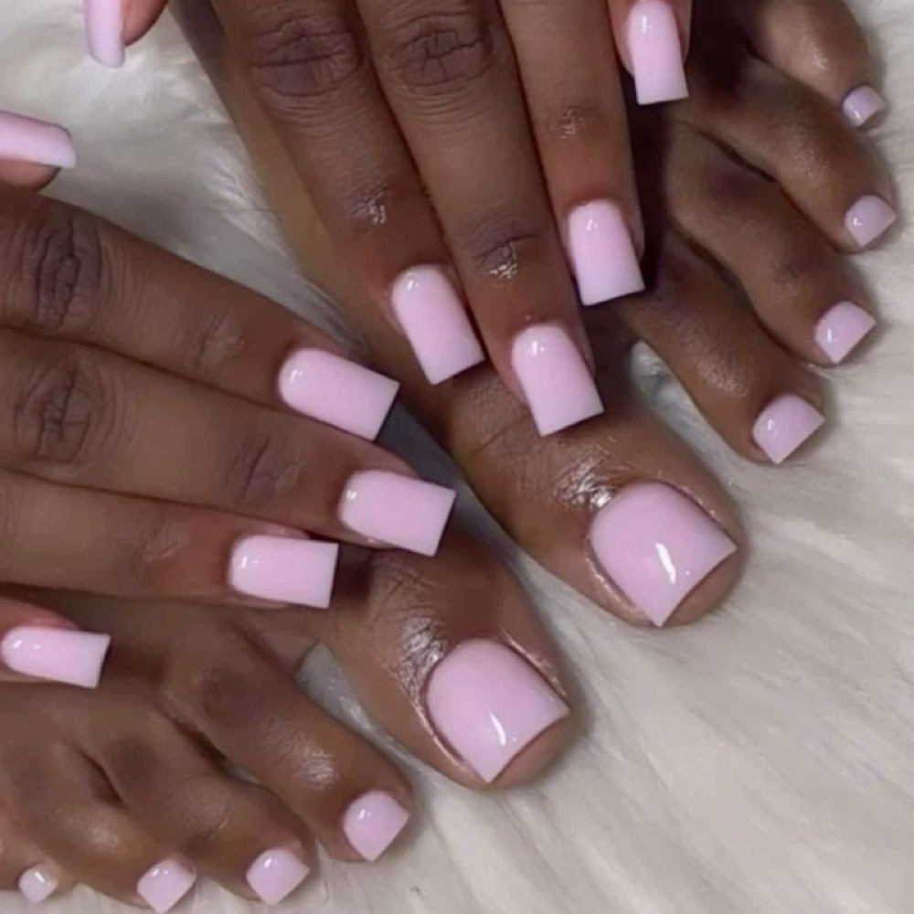 Diamond District Mani Pedi 💅🏽 at Beauty Blvd.