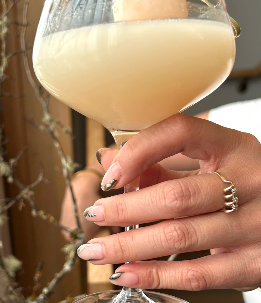 E-File Manicure + No Chip