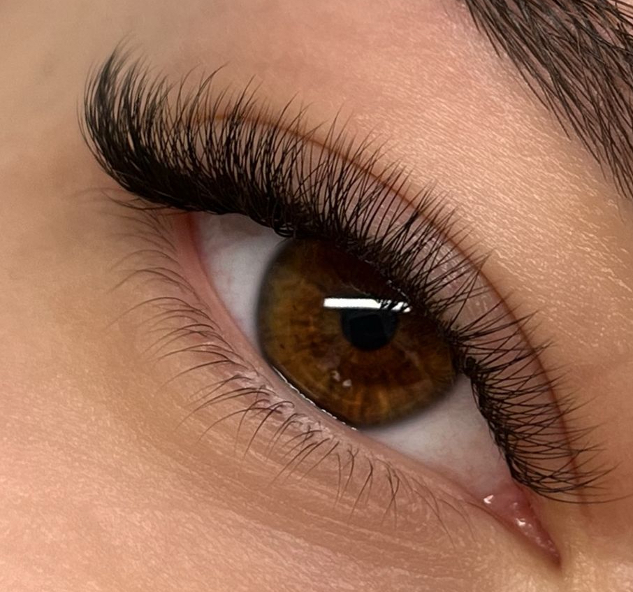 SOFT VOLUME LASH EXTENSION