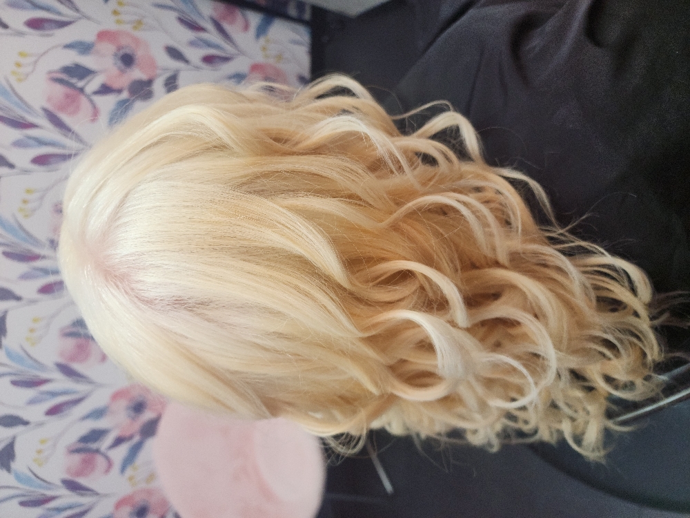 Platinum Touch Up W/Blowdry at Salon Lush in Crown Point, IN