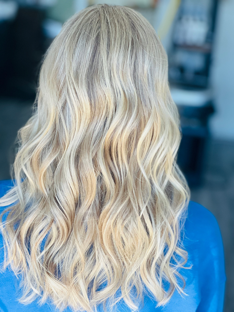 Full Head Of Highlights at Salon 605 in Elk City, OK