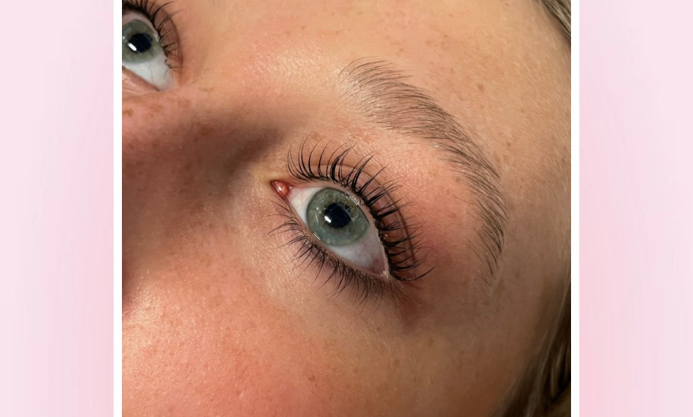 lash lift + tint