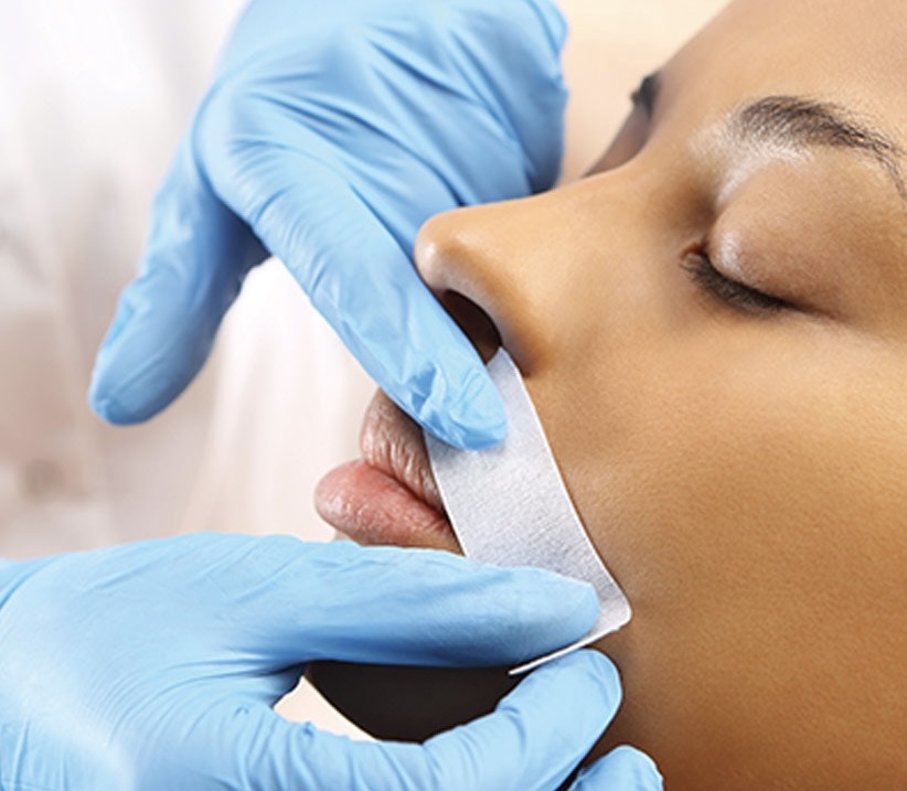LIP & CHIN WAX