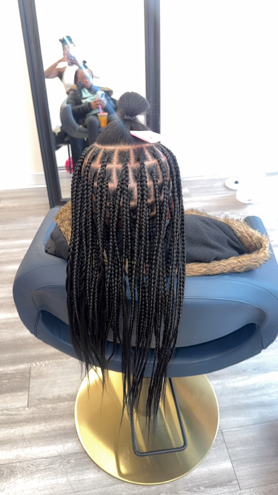 Normal Knotless Braids