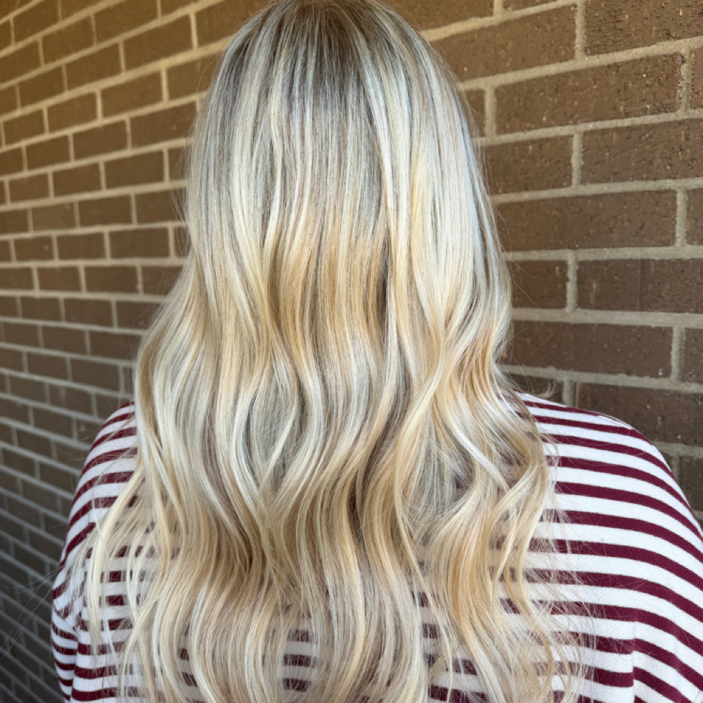 Full Custom Blonding at Kaiden Roshon At Brush. in Marion, OH