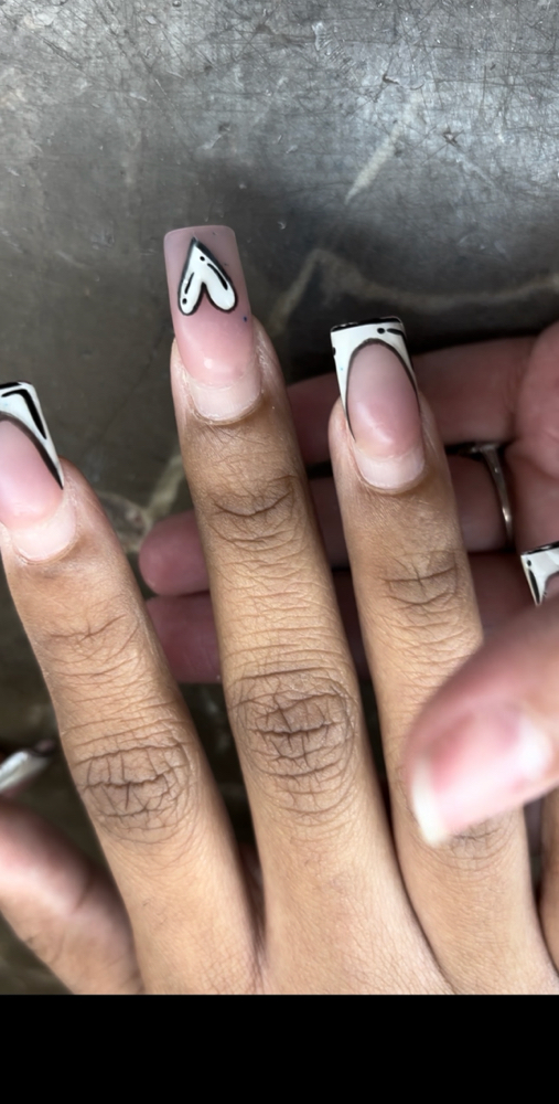 3-4 Week Fill In at Snobbynailsky in Louisville, KY
