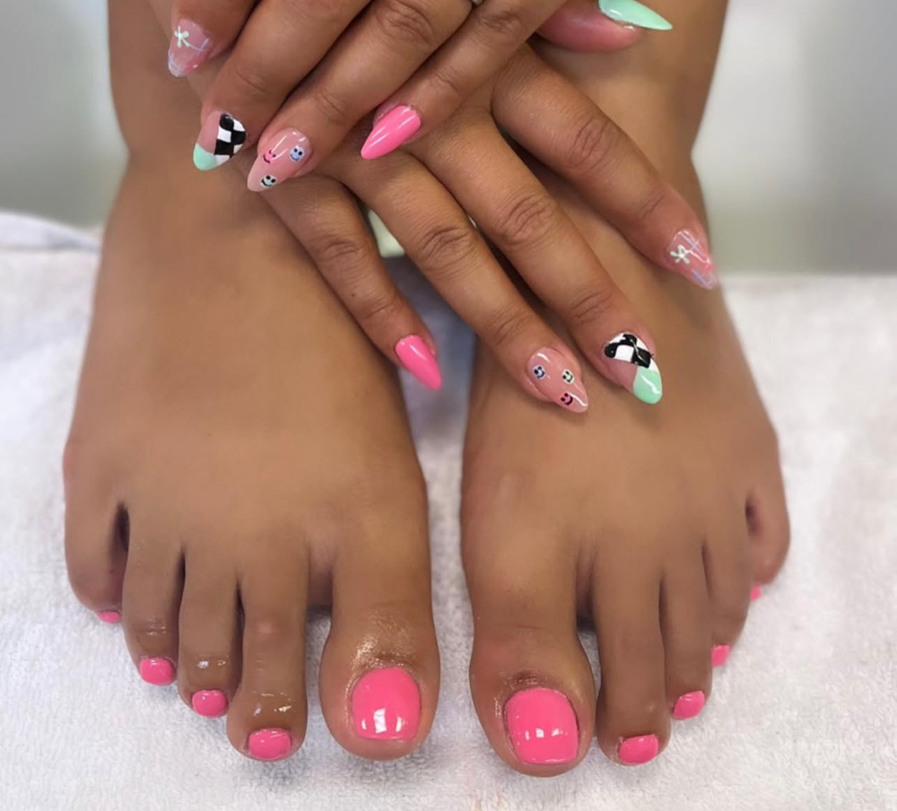 Pedicure (Model)