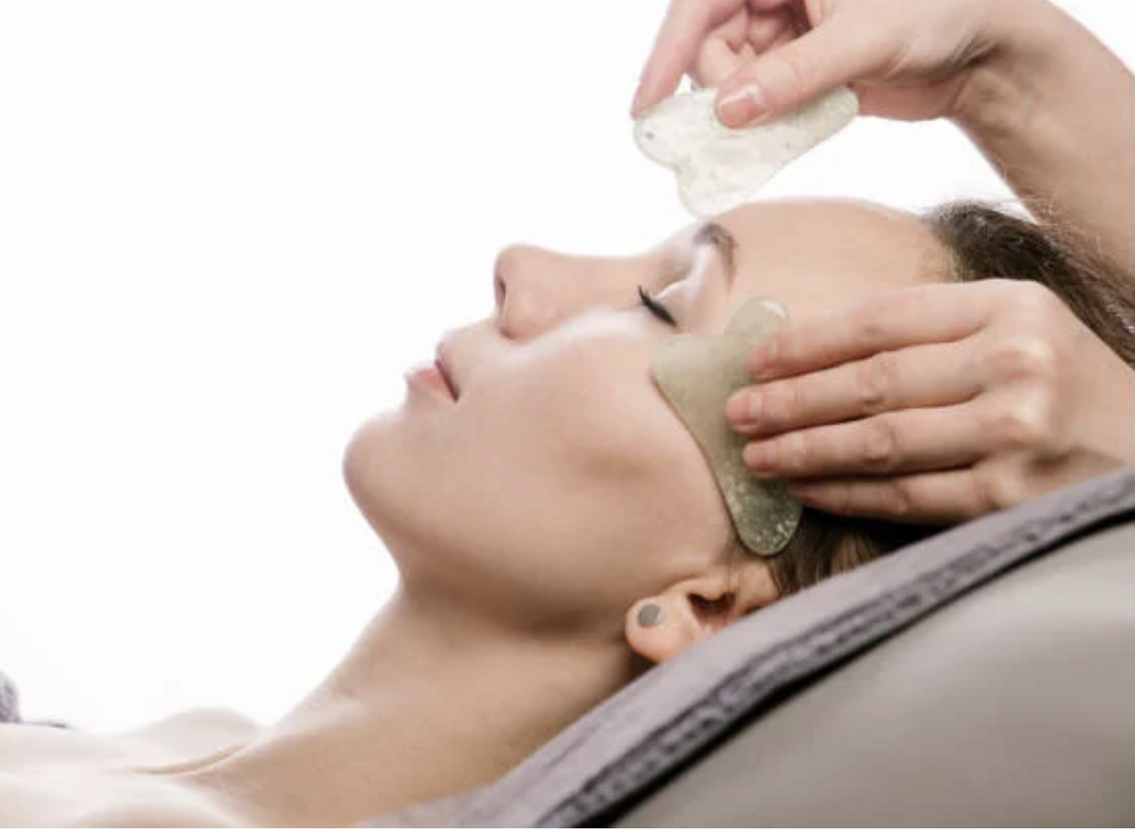 Gua Sha Goddess Facial
