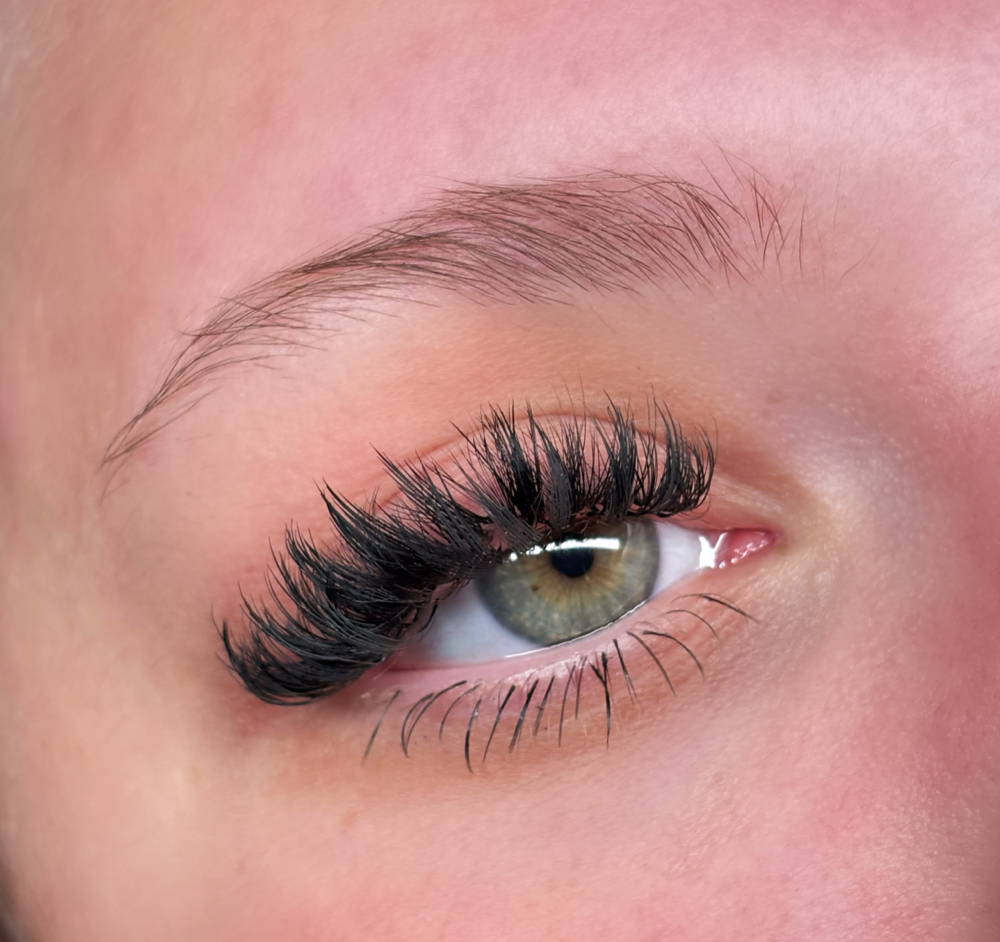 Bottom Lashes at Bloom Babe Beauty Bar in Laporte, IN