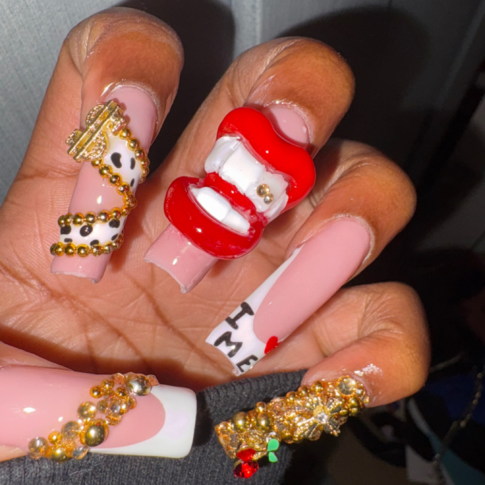 Xx-long Gelx at Clawedbycortt in Hazel Crest, IL