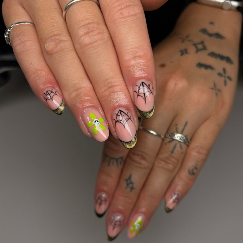 Structured Gel Mani (Natural Nails) at Ricki Nails in Bremerton, WA