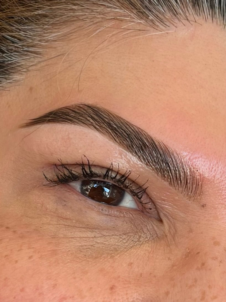 Brow Lamination + Tint