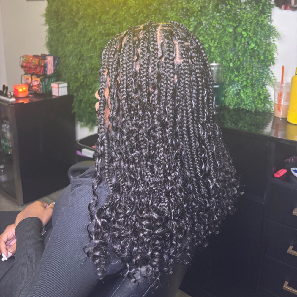 Boho Knotless Braids (Short)