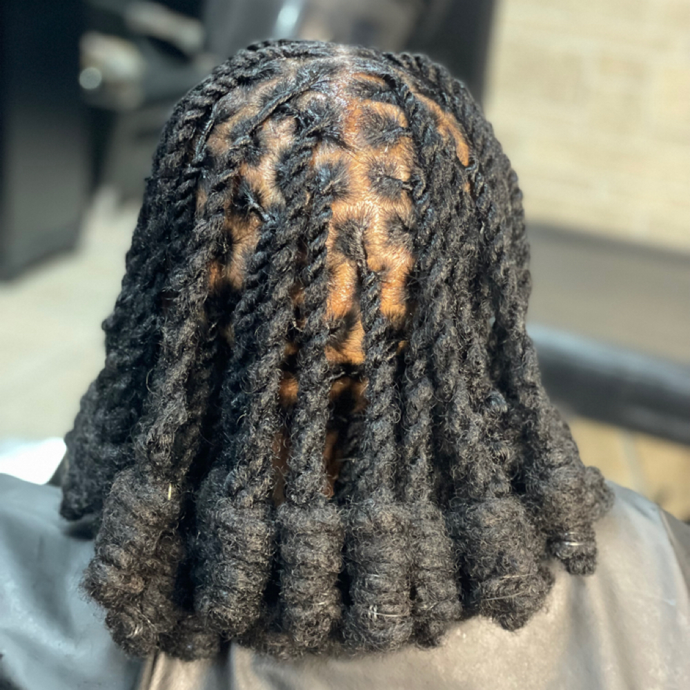 WASH RETWIST & KNOT BOB at HAIR BY LALA LLC in Brooklyn, NY