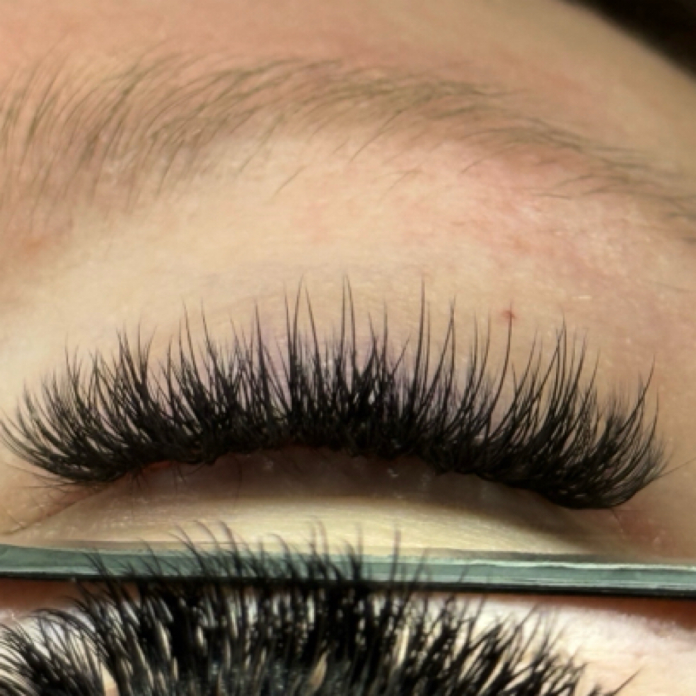 Lash Extension Removal at Artisan Fringe in Martinsburg, WV