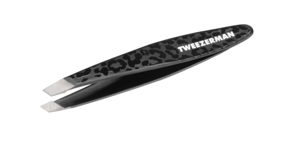 Eye Brow Tweezing Only