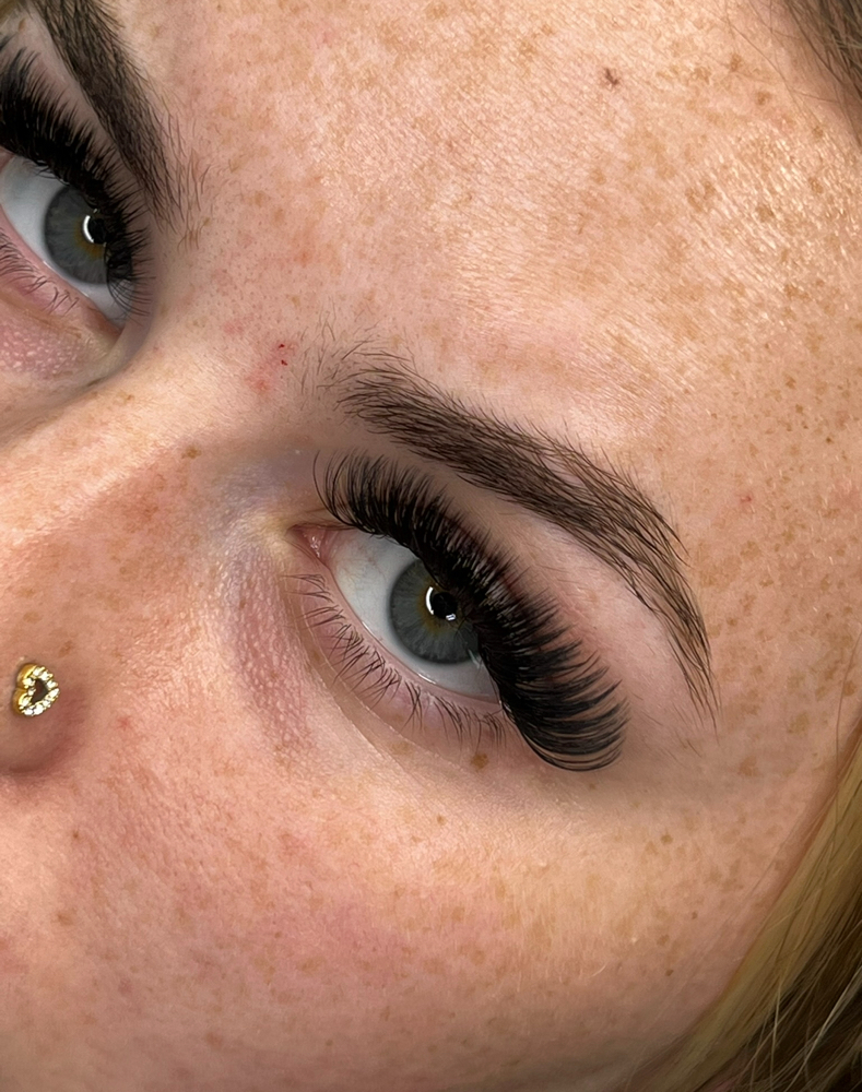 Volume Full Set at Ashlashbeauty in Akron, PA