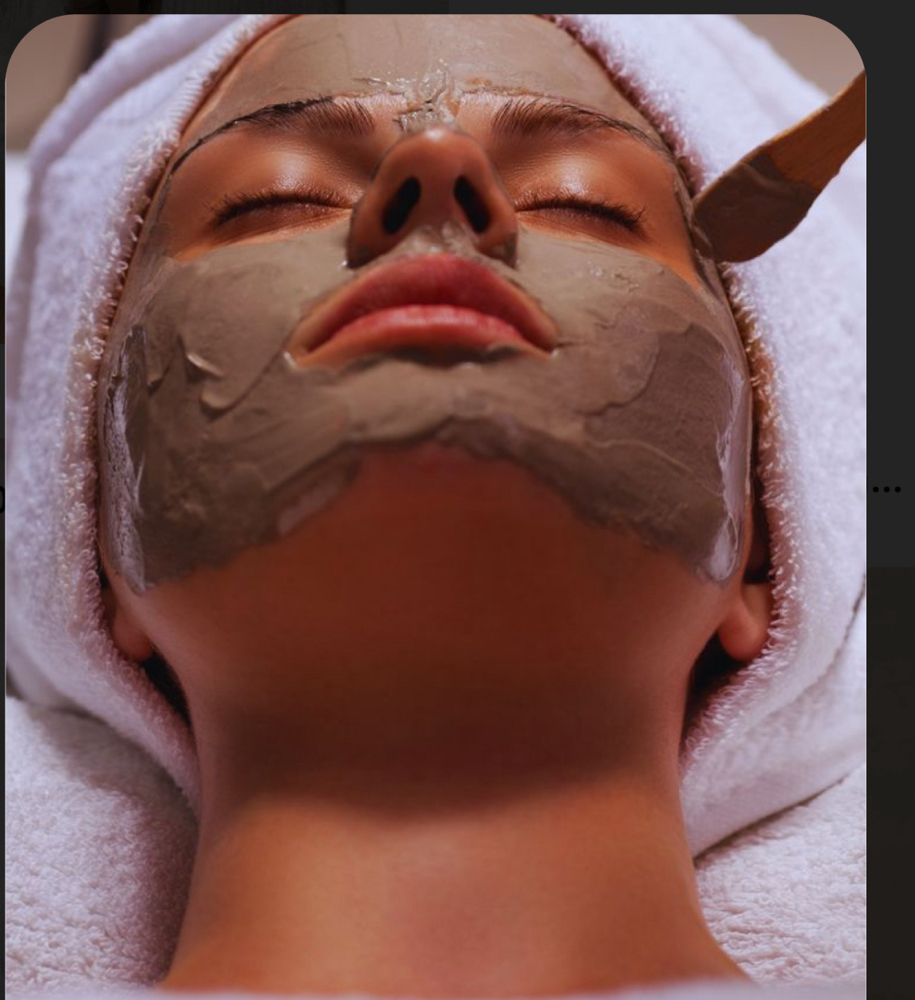 Detoxifying Charcoal Facial