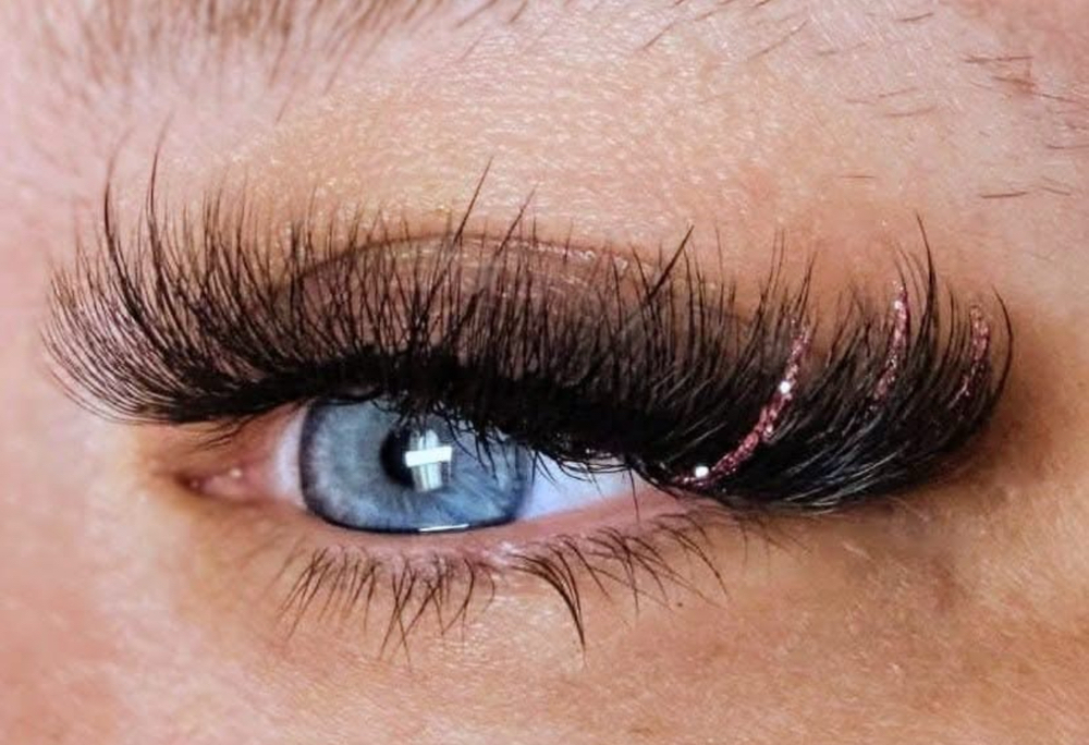 Volume lash Extensions