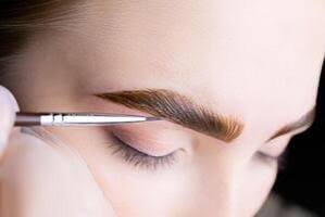 Brow Tint