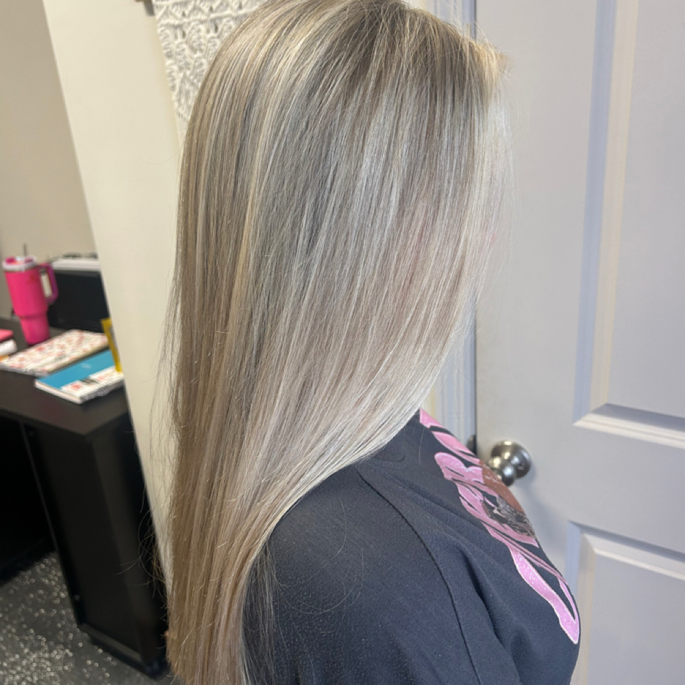 Full Highlight at Roots Salon in Waco, GA