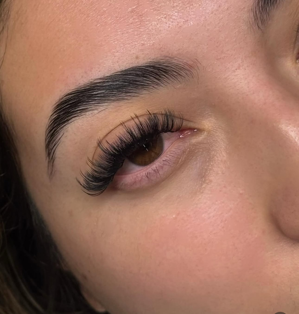Light Volume Wispy Full Set at Lash with Lizbeth in Sparks, NV