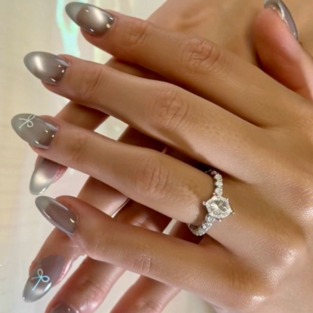 Chrome / Cat Eye at Tracy’s Nails Pro in San Francisco, CA