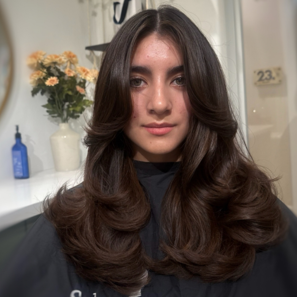 Womens Haircut at Crystalsntcrz in la verne, CA
