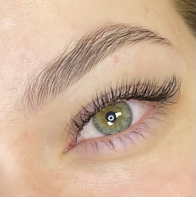 Classic Lashes Full Set