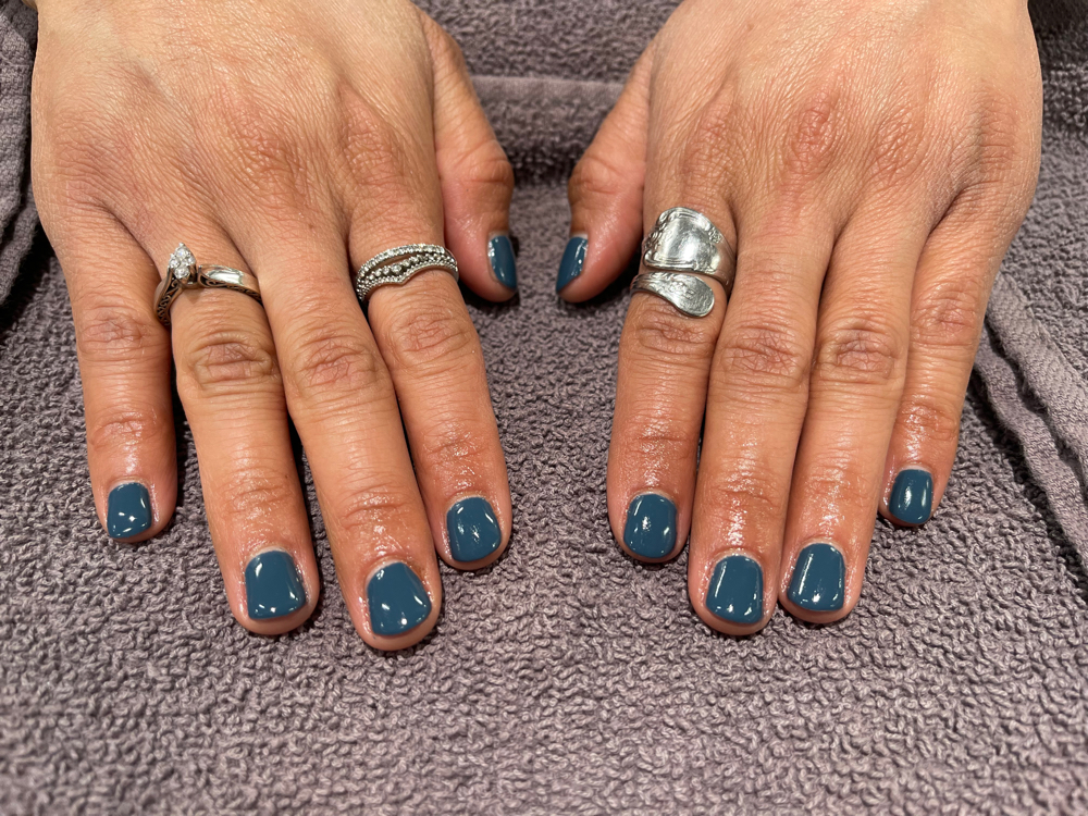 Gel polish Manicure