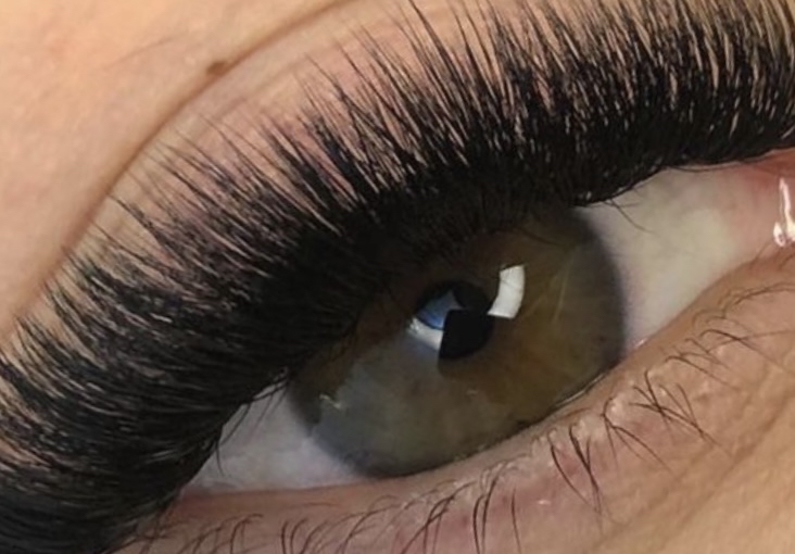 Volume Lash Extensions