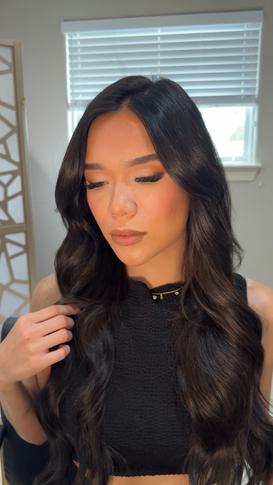 The Signature Basic Glow at The Glow Lab HTX in Richmond, TX