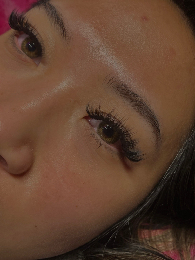Wispy Hybrid Full Set