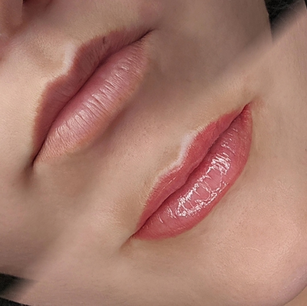 PMU Lips