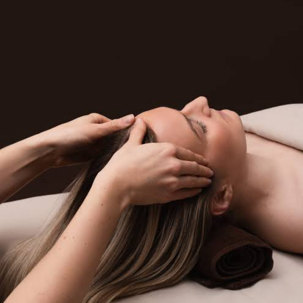 Jasmine’s Heavenly Head Massage