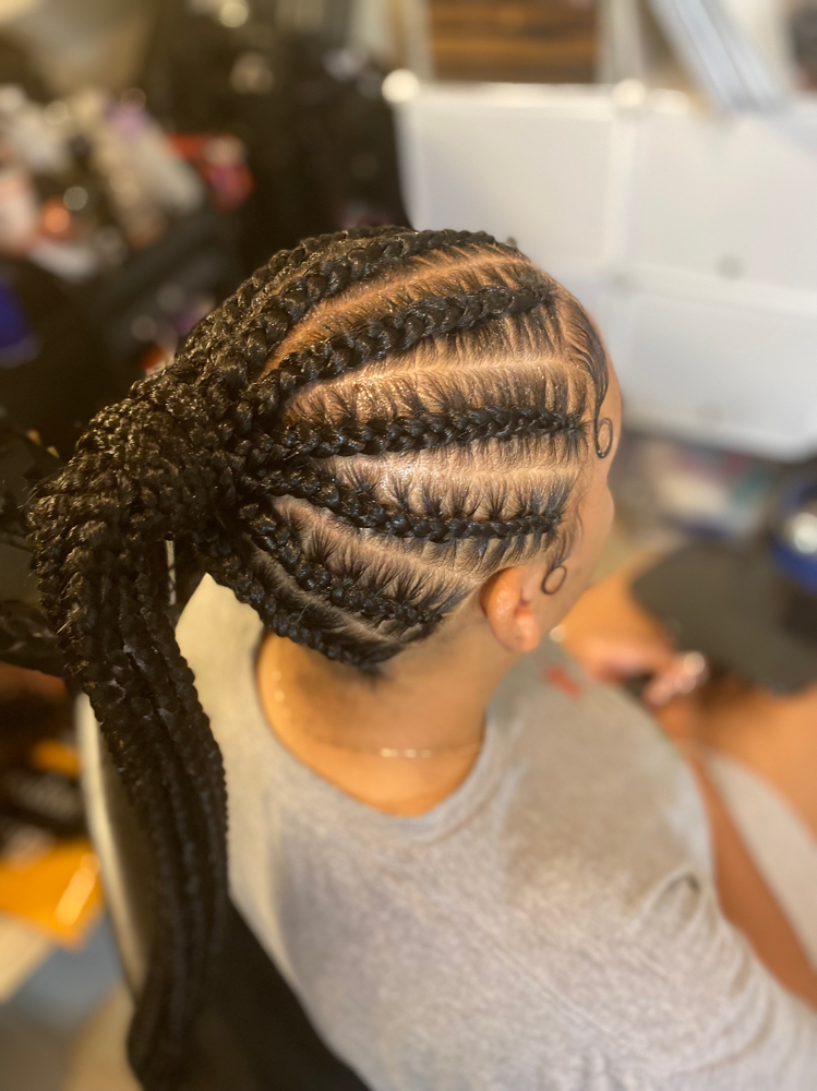 Medium Stitch Pony (9- 10 Feed-in) at Elevated By Beauty in Honolulu, HI
